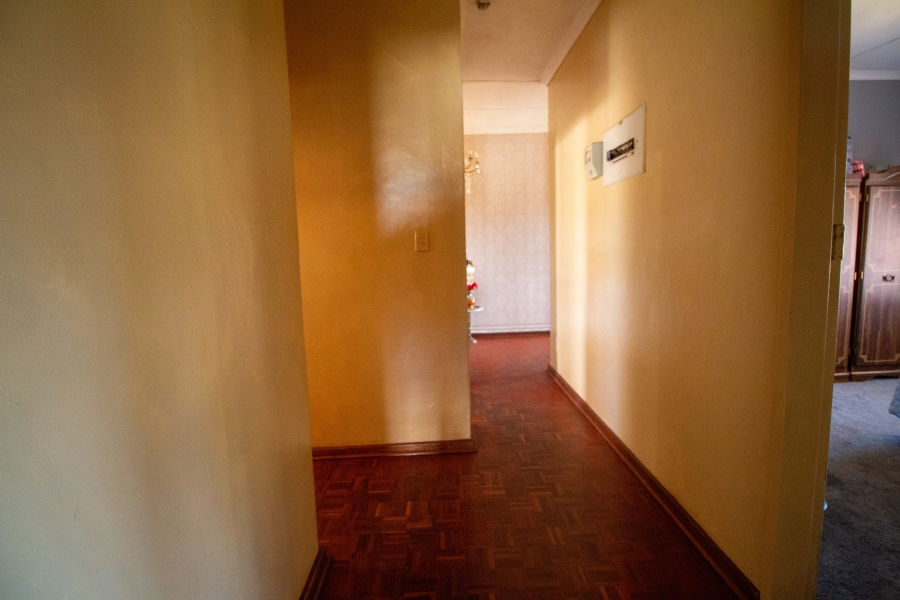 3 Bedroom Property for Sale in Lemoendraai Northern Cape